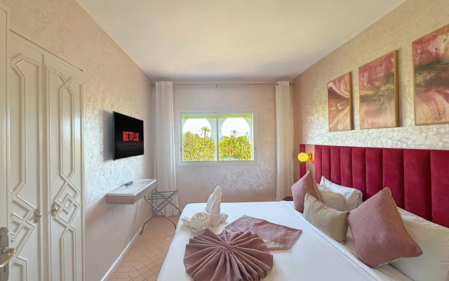 Luxurious Duplex in a Peaceful Resort