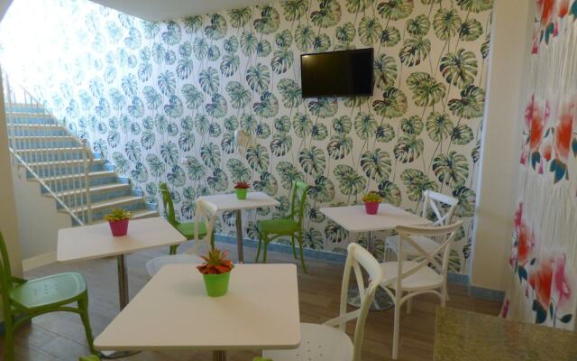 Aramoni B&B