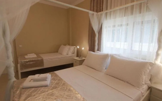 Cinar Hotel