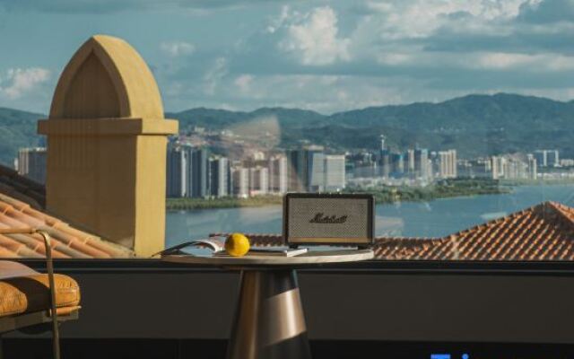 Yunshang Banshan Hotel