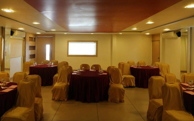 Continental Park Hotel