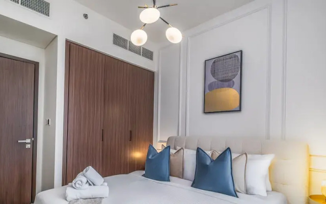 LUX  The Dubai Creek Edge Suite