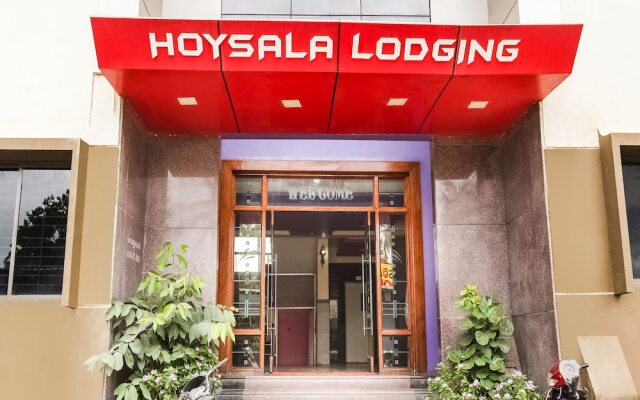 Hotel Hoysala Deluxe Lodging by OYO Rooms