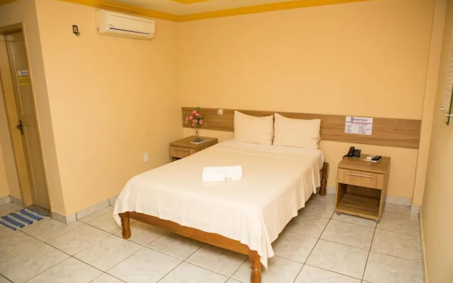 Hotel Diniz