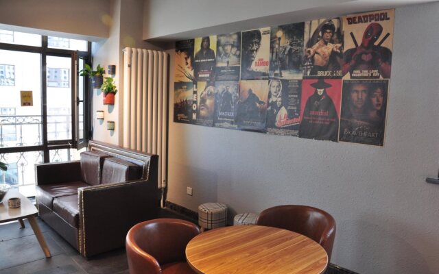 Casablanca Apartment