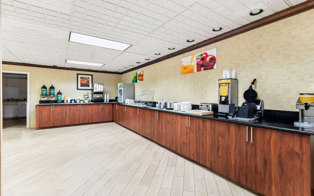 Quality Inn & Suites Florence Civic Center