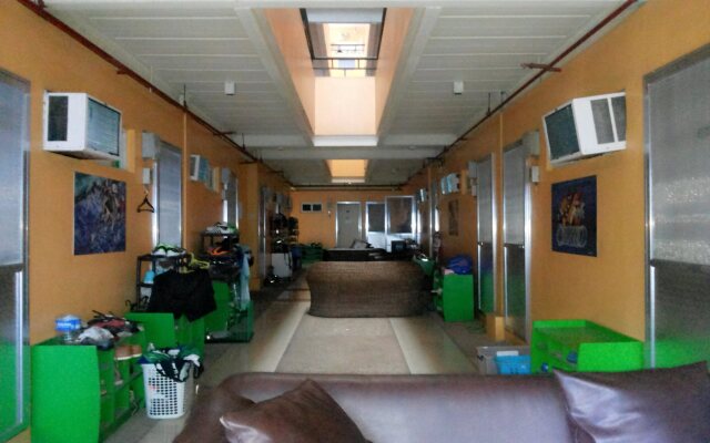 St. Maximillian Hotel