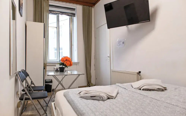 Comfortable 3BR Danube & Millenium Tower
