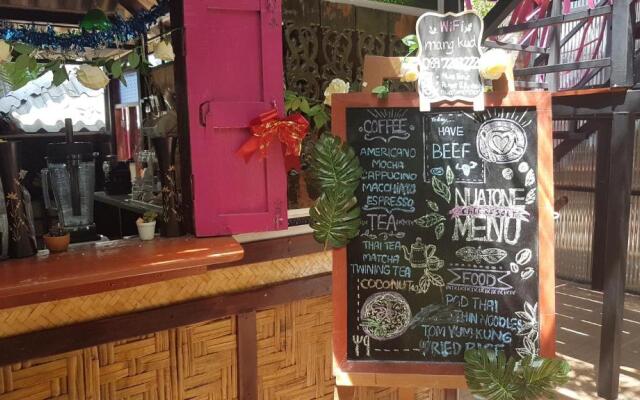 Nua Tone Resort & Cafe
