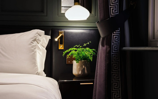 The Mayfair Townhouse – an Iconic Luxury Hotel