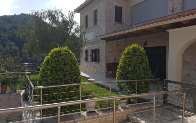 Timos Villas