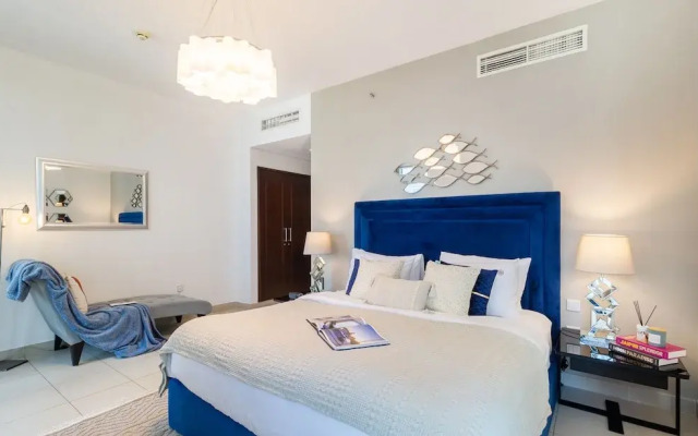 2BR w Burj Khalifa View near Dubai Mall