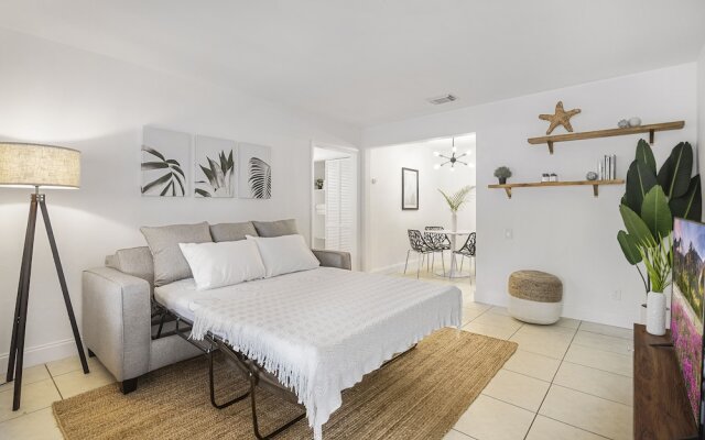 Alani Bay Premium Condos