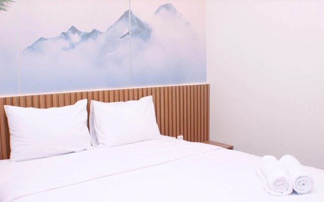 Comfortable Design Studio Room At Vasanta Innopark Apartment – Guest Rooms – Cikarang
