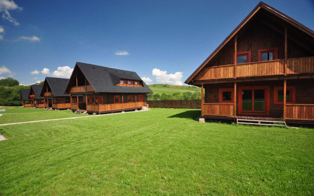 Sojka Resort - Hotel & Drevenice