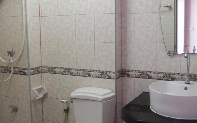 Somsri Apartment
