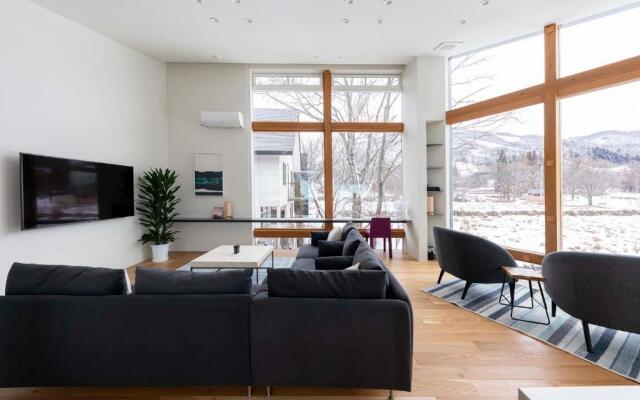 Alpinarc Chalet by Hakuba White Fox Company