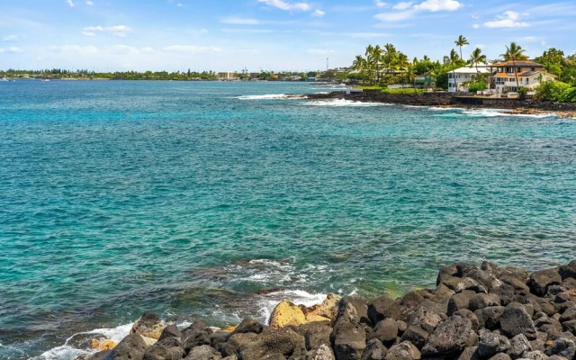 Ocean View - Pool & BBQ Area - Vrkcv
