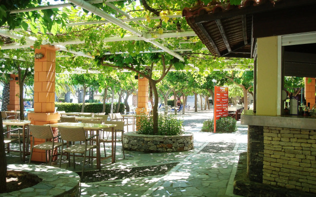Mare Monte Beach Hotel