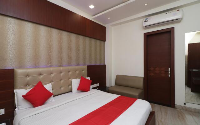Capital O 13551 Haveli Palace