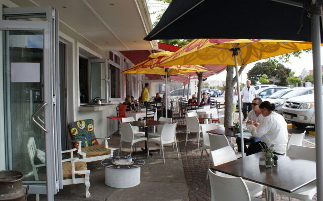 The Vic Port Elizabeth Hotel