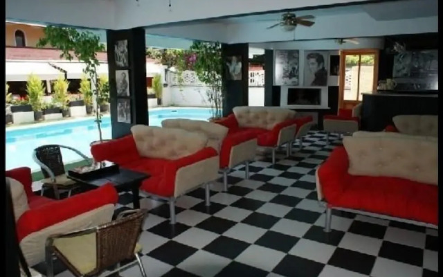 Donmez Hotel