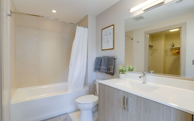 Trendy n Exclusive Apto at Crystal City