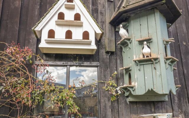 Barn Court Cottage