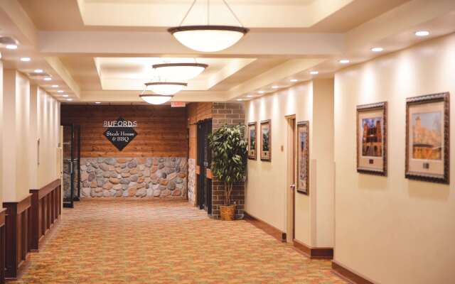 Quality Inn & Suites Ames Conference Center Near ISU Campus