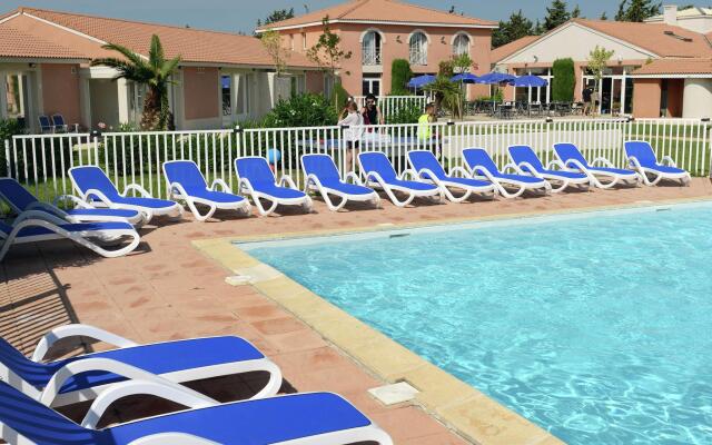 Cozy holiday home with terrace surrounded by vineyards