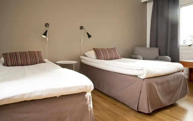 Apple Hotel