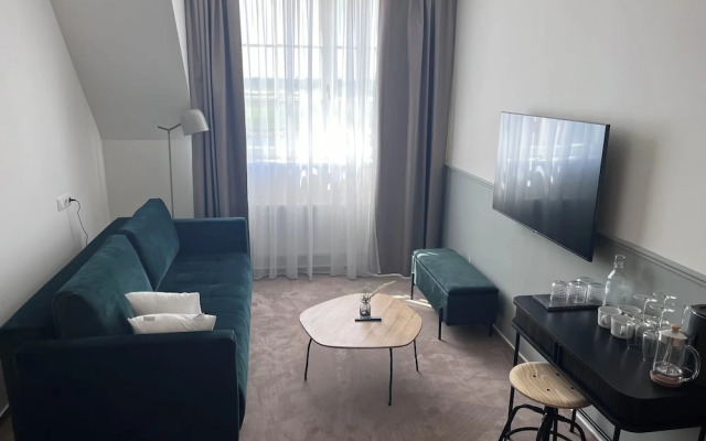 Apartments by Prague City Golf