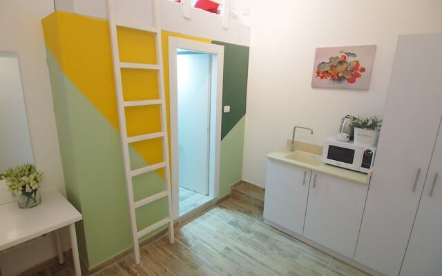 Paamonim Studios - Adults only