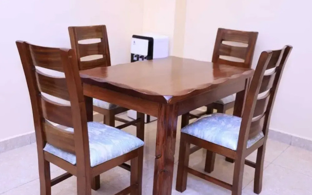 Lux Suites Kileleshwa Business Apartments