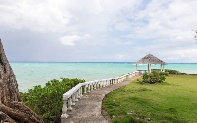 Tropical Beach Suite