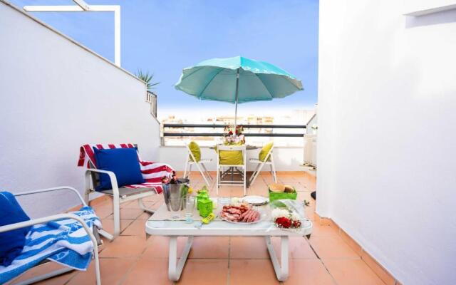 Holidays2Malaga Juan de Mena Apartments