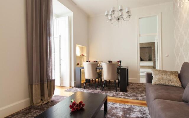 ALTIDO Elegant 3BR Apt w/terrace in Baixa, 3mins to Lisbon Cathedral