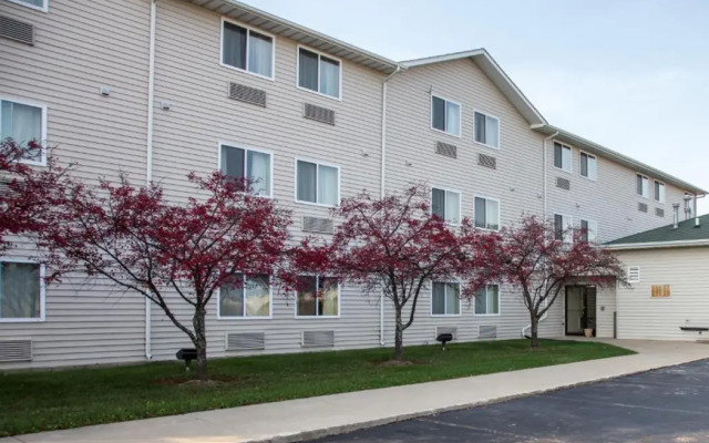 Quality Inn & Suites Loves Park near Rockford