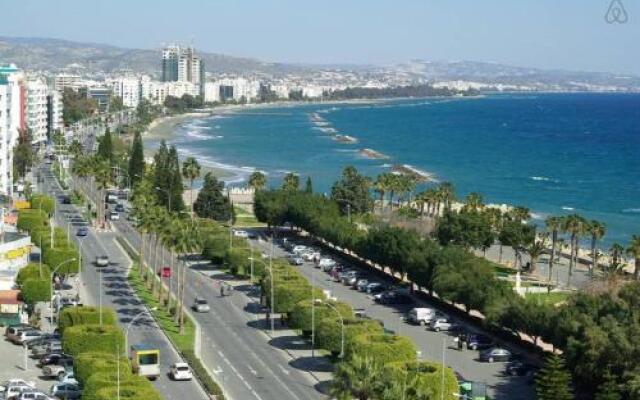 Sea Front & City Center, Amazing Sea View