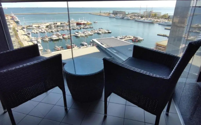 Luxury Voyager Sea Towers