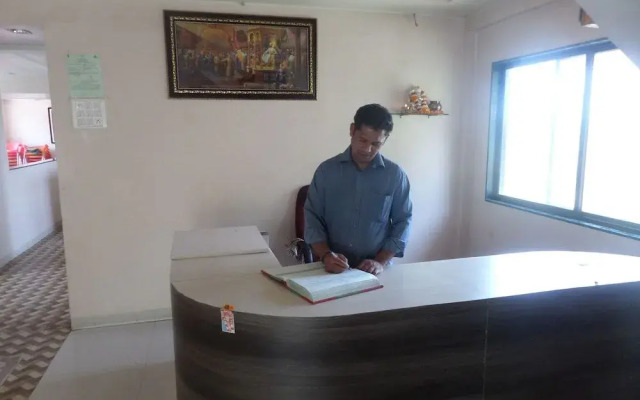 Hotel Ladli Lodging