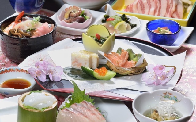 Tomada Onsen Iyashi no Yado Sensui – Meal – Okayama