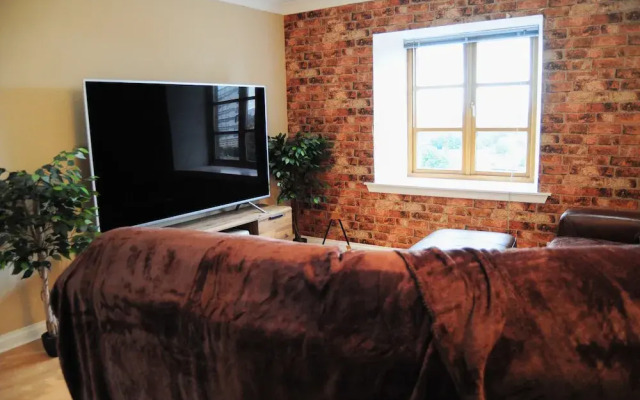 Spiers Wharf Apartment