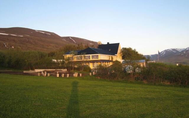 Leifsstadir Guesthouse