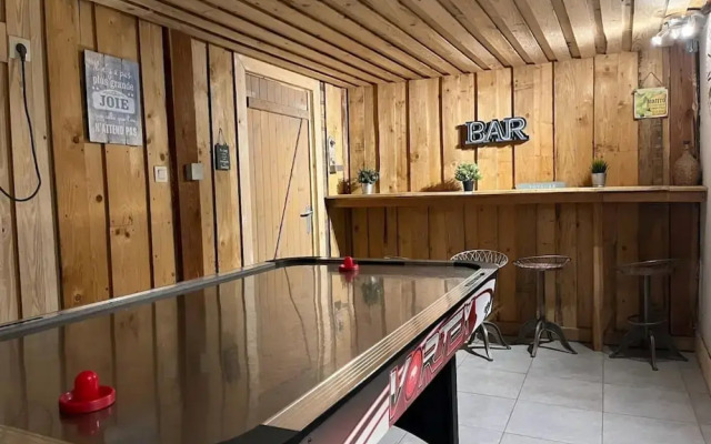 Lovely Holiday Home in Gros Chene With Bubble Bath