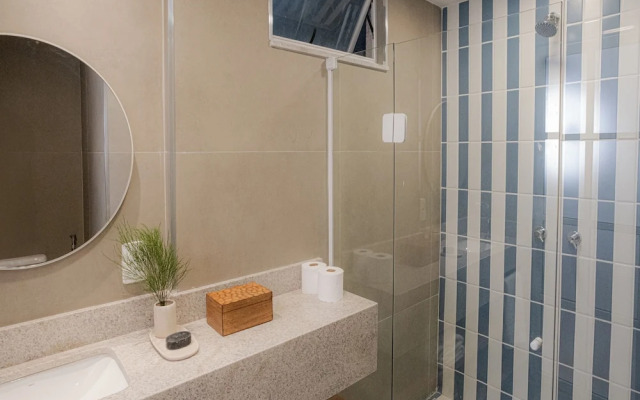 Sea View and Balcony With Bathtub PI Standard