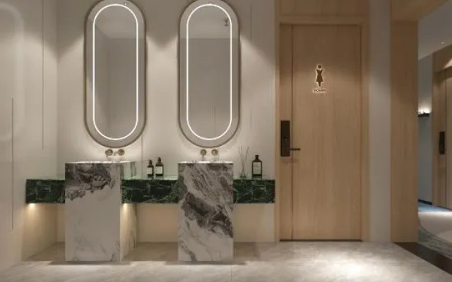 Trip Oriental Hotel (Daban Station Victory Plaza)