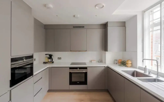 The Portland - Marylebone - by Frankie