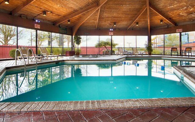 Best Western Lafayette Executive Plaza & Conference Center - Closed