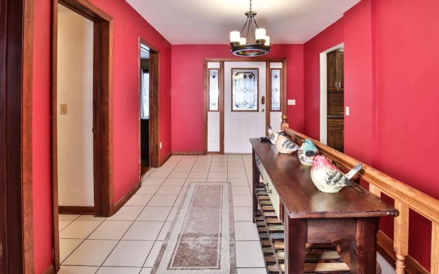 Pickerel Lodge - 4 Br Home
